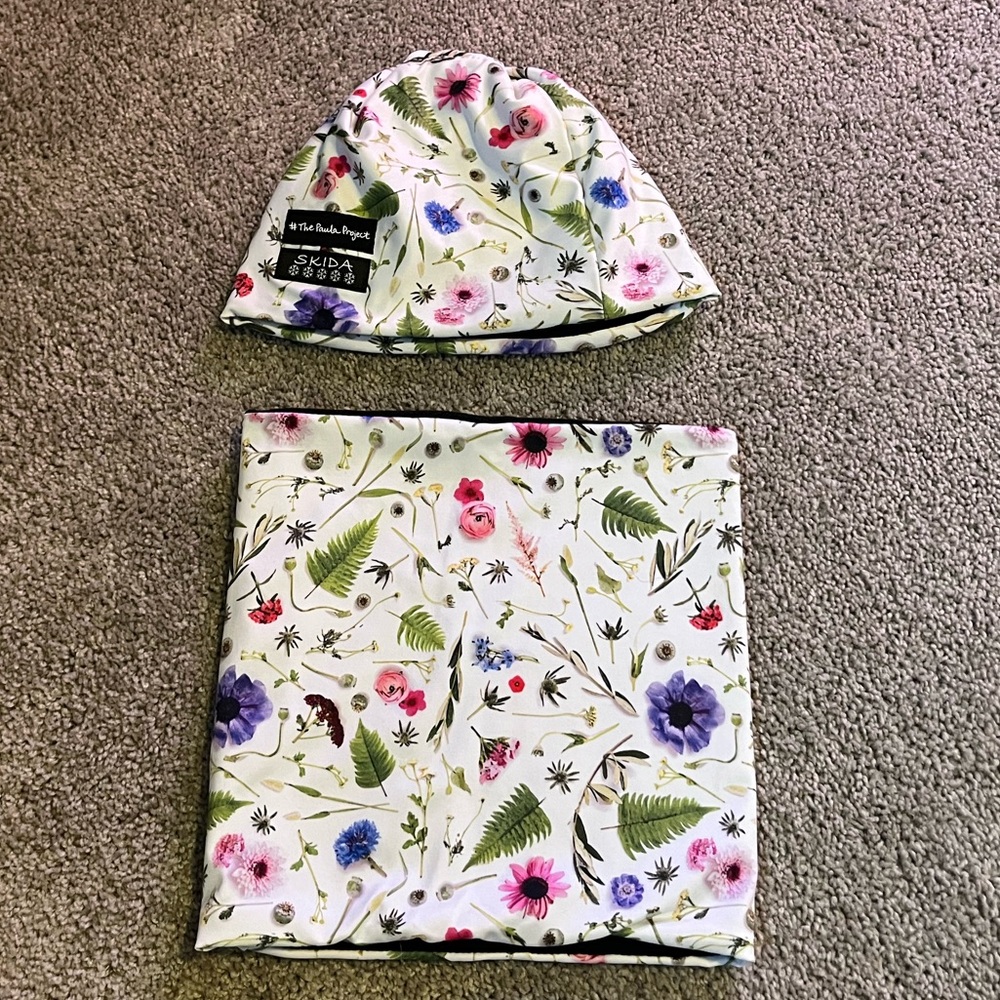 Skida Alpine Hat and Neckwarmer